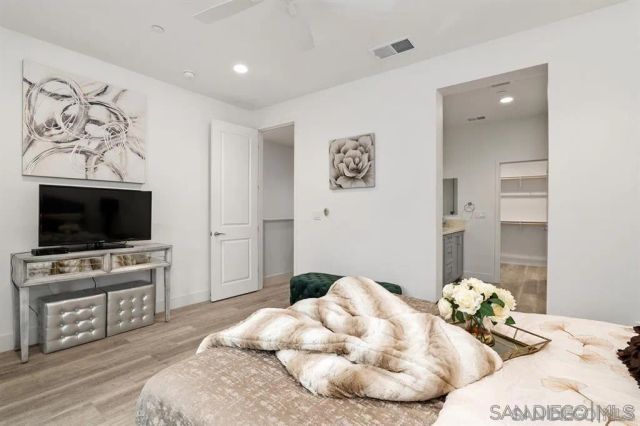 347 Oak Ave, Carlsbad, CA 92008