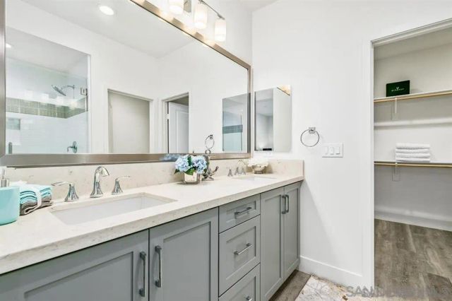 347 Oak Ave, Carlsbad, CA 92008