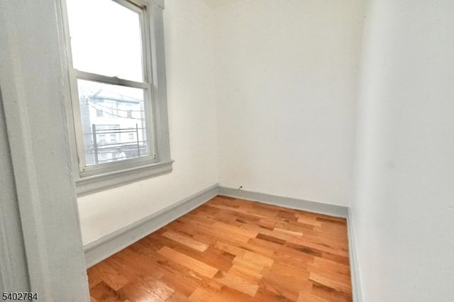 102 S 12Th St, Newark City, NJ 07107