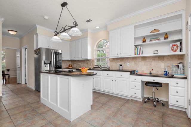 22007 Crossbrook Drive, Katy, TX 77450