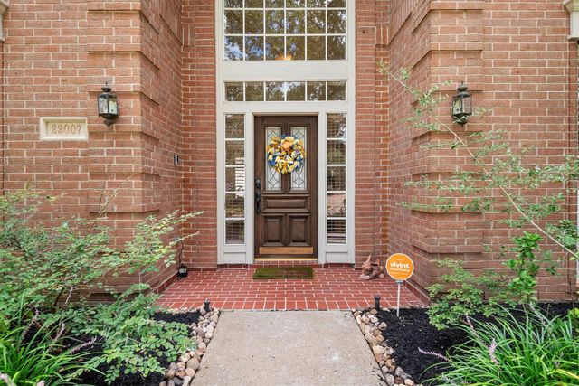 22007 Crossbrook Drive, Katy, TX 77450