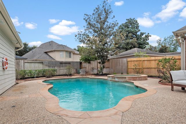 22007 Crossbrook Drive, Katy, TX 77450