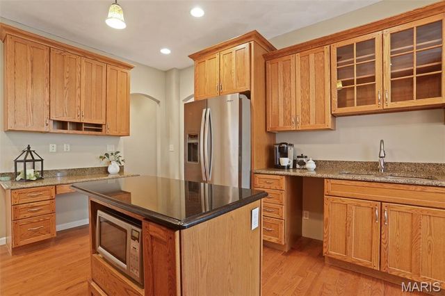 7348 Kindlewood Drive, Edwardsville, IL 62025