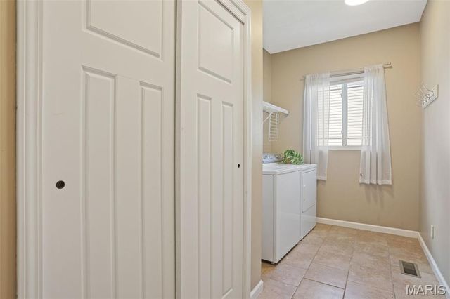 7348 Kindlewood Drive, Edwardsville, IL 62025