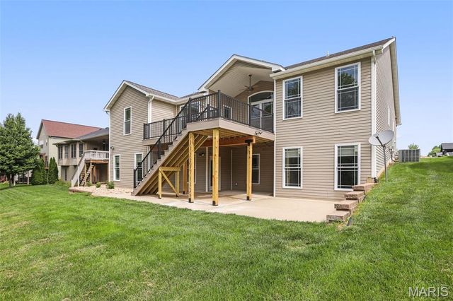 7348 Kindlewood Drive, Edwardsville, IL 62025