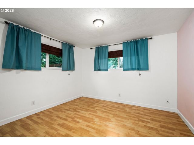 1697 ELANCO Ave, Eugene, OR 97401