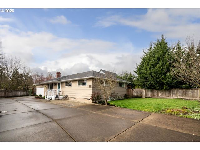 1697 ELANCO Ave, Eugene, OR 97401
