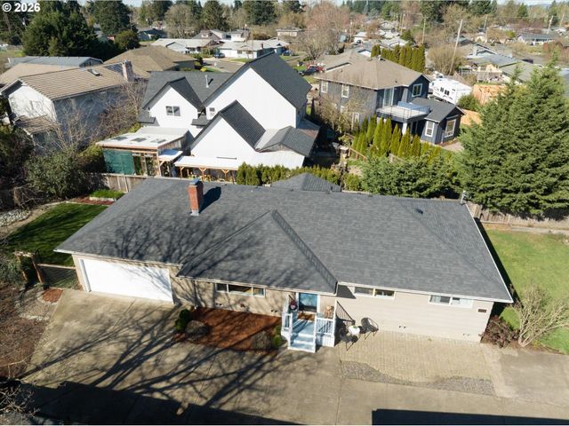 1697 ELANCO Ave, Eugene, OR 97401