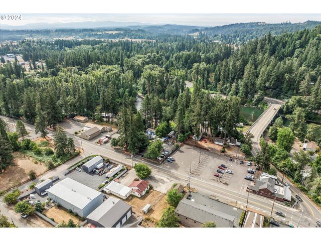 16265 Se HIGHWAY 224, Damascus, OR 97089