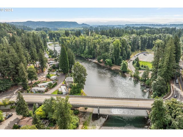 16265 Se HIGHWAY 224, Damascus, OR 97089