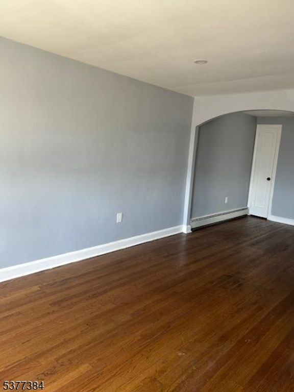801 Garden St, Elizabeth City, NJ 07202