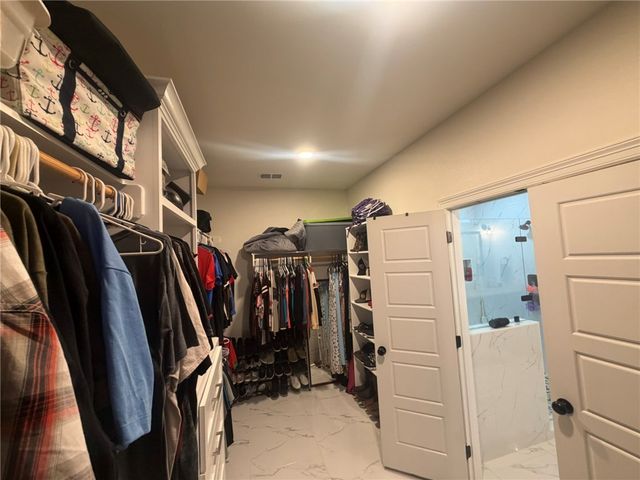 7830 Leylah Dr, Corpus Christi, TX 78414