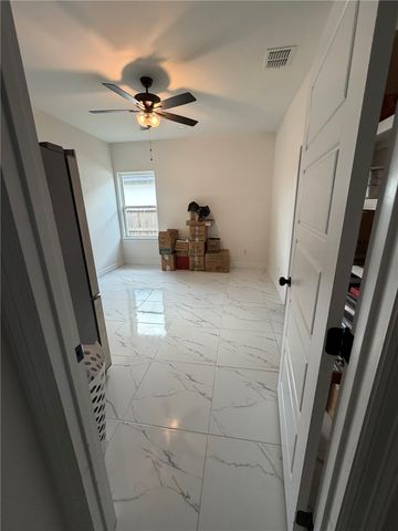 7830 Leylah Dr, Corpus Christi, TX 78414