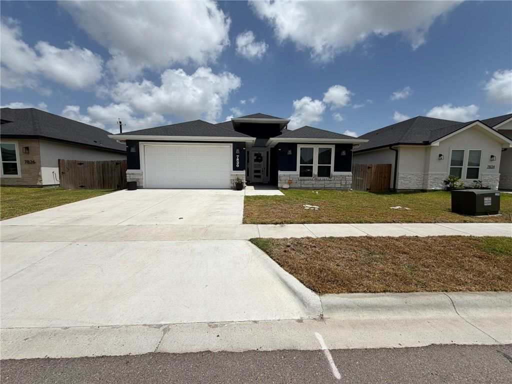 7830 Leylah Dr, Corpus Christi, TX 78414