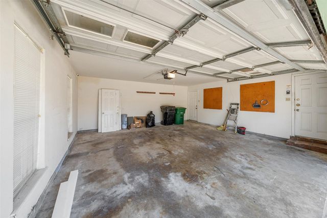 5607 Arncliffe Drive, Houston, TX 77088