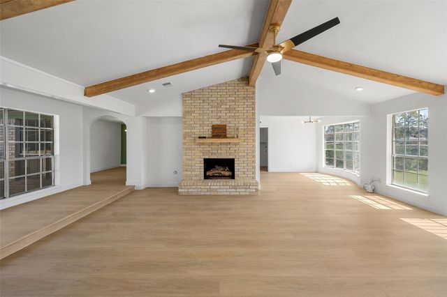 5607 Arncliffe Drive, Houston, TX 77088