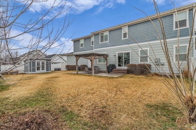 15176 S BATTLE DR, Bluffdale, UT 84065