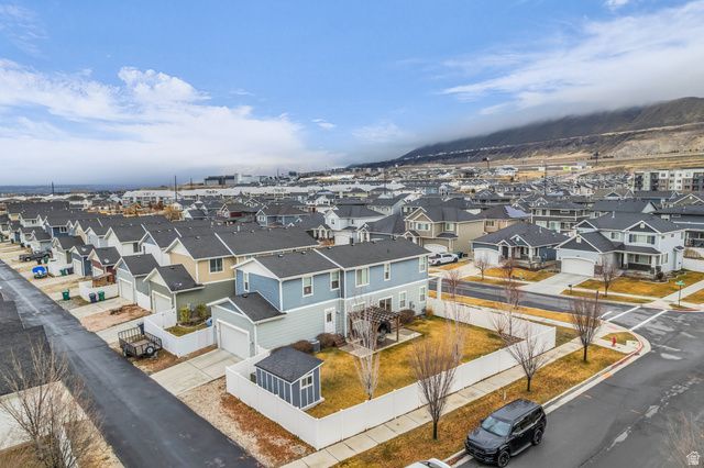 15176 S BATTLE DR, Bluffdale, UT 84065