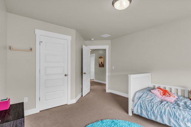 15176 S BATTLE DR, Bluffdale, UT 84065