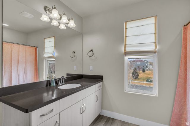 15176 S BATTLE DR, Bluffdale, UT 84065