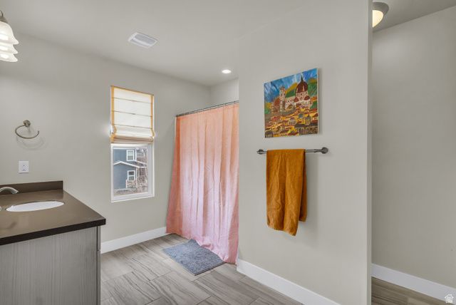 15176 S BATTLE DR, Bluffdale, UT 84065