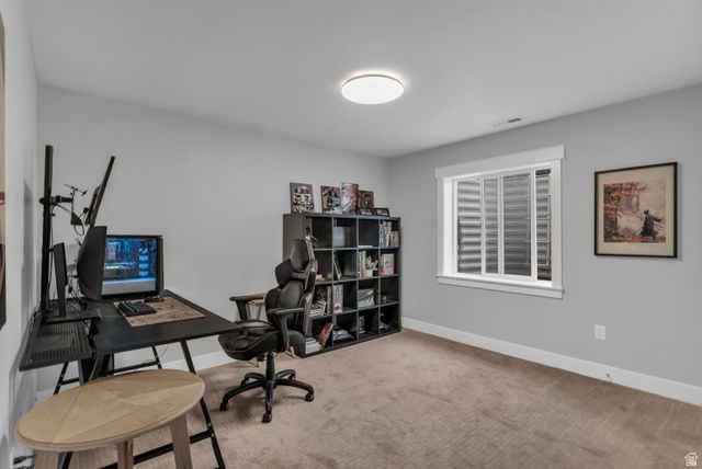 15176 S BATTLE DR, Bluffdale, UT 84065