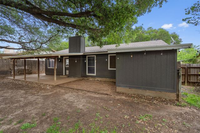 701 Riverwood DR, Cedar Park, TX 78613