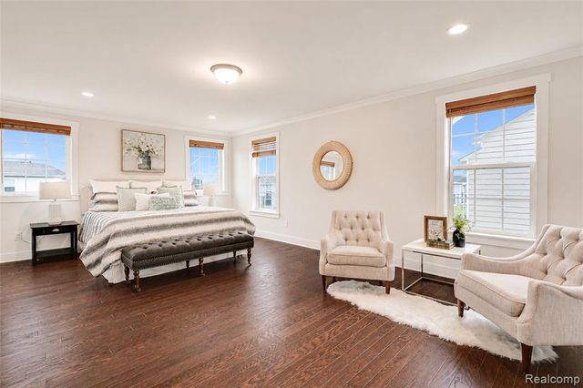 51040 Woodford Drive, Canton, MI 48188