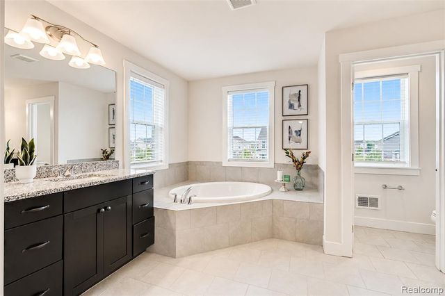 51040 Woodford Drive, Canton, MI 48188