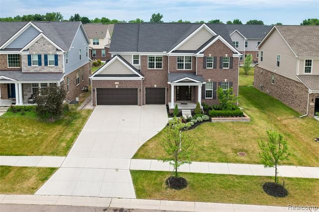 51040 Woodford Drive, Canton, MI 48188