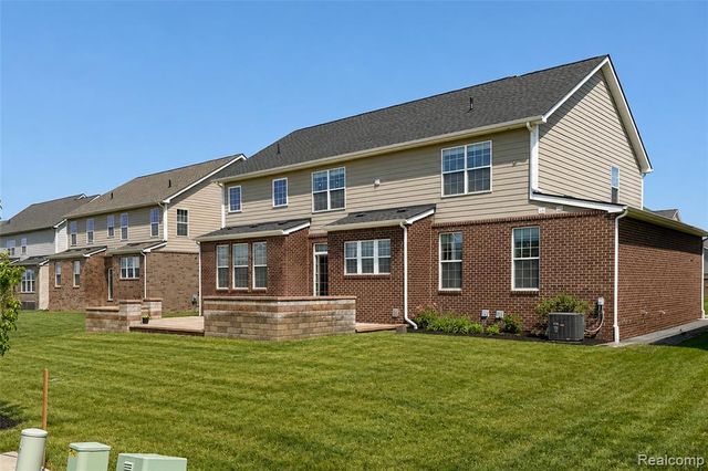 51040 Woodford Drive, Canton, MI 48188
