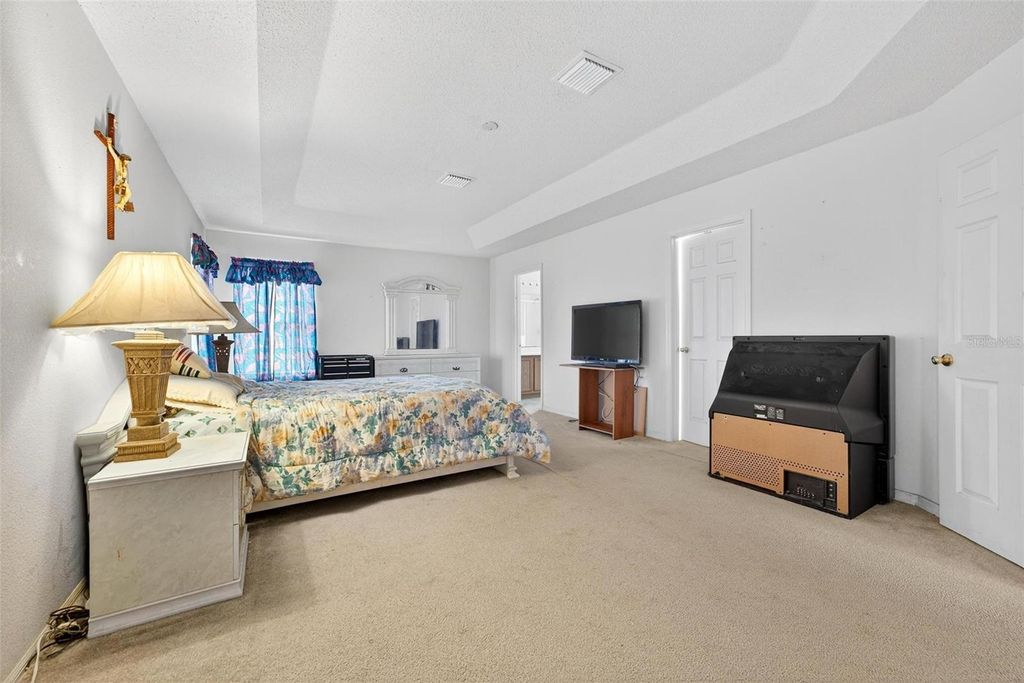 Image 23 of property listing at 11969 OLD GLORY DR, Orlando, FL 32837