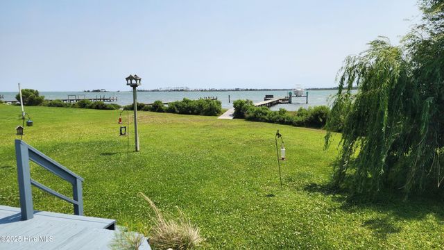 151 Blue Heron Lane, Gloucester, NC 28528