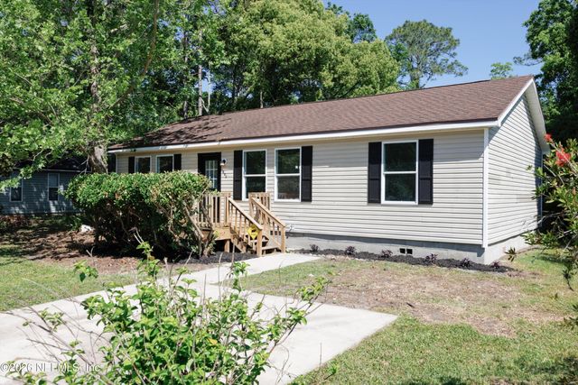 900 HELEN Street, St. Augustine, FL 32084