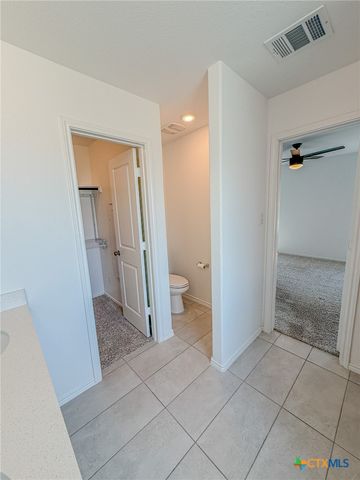 725 Bronco Billy Drive, Jarrell, TX 76537