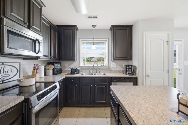105 Denton Drive, Huntsville, AL 35811