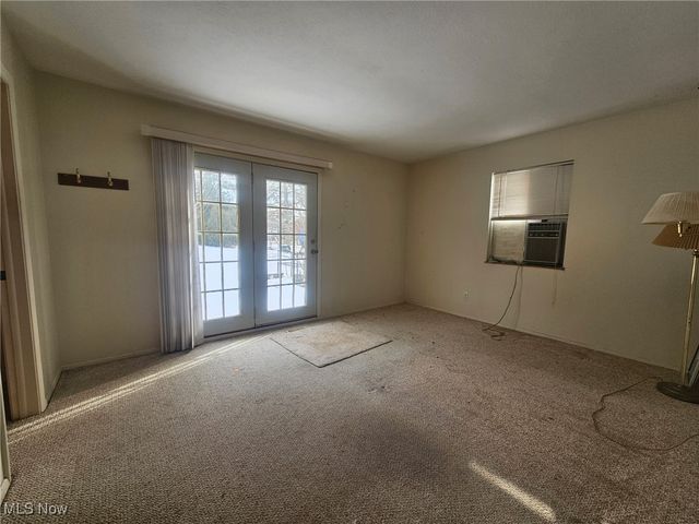 10060 Hazelton Road, Streetsboro, OH 44241