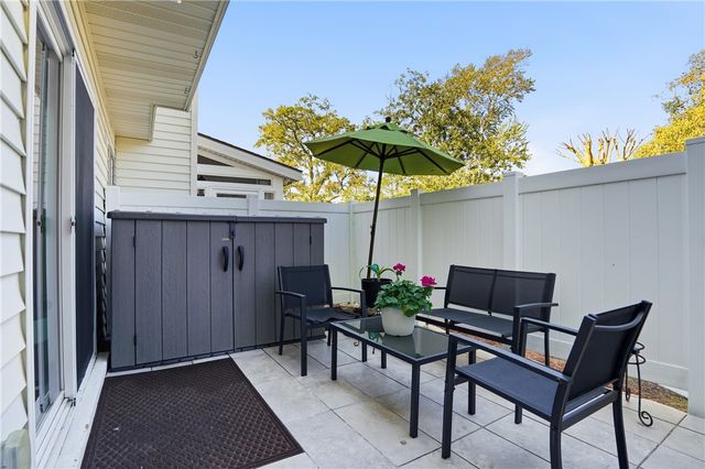 805 Mallery Street B, St Simons Island, GA 31522