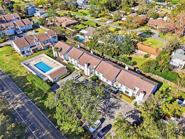 805 Mallery Street B, St Simons Island, GA 31522