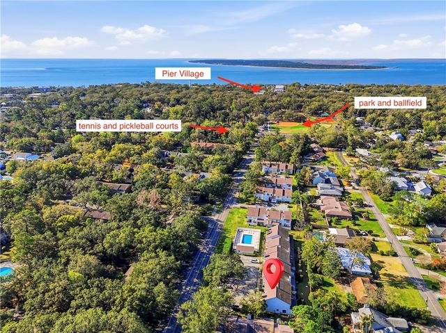 805 Mallery Street B, St Simons Island, GA 31522