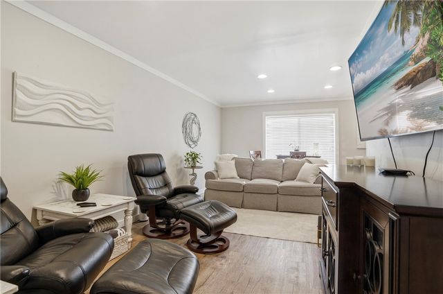 805 Mallery Street B, St Simons Island, GA 31522