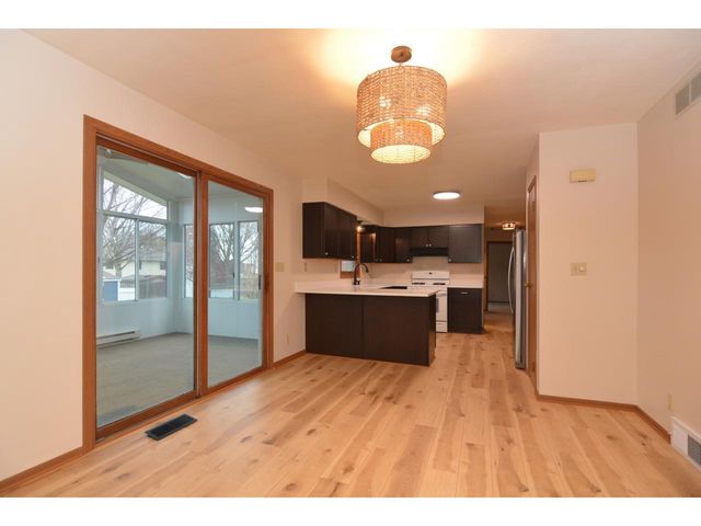 803 Centennial Parkway, Waunakee, WI 53597