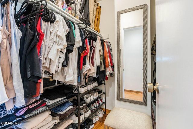18102 Burbank Boulevard 29, Tarzana, CA 91356