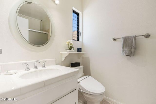 18102 Burbank Boulevard 29, Tarzana, CA 91356
