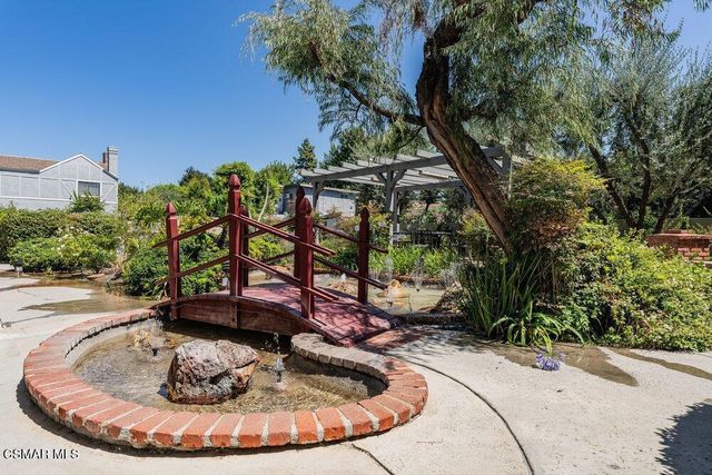 18102 Burbank Boulevard 29, Tarzana, CA 91356