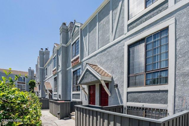 18102 Burbank Boulevard 29, Tarzana, CA 91356