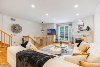 18102 Burbank Boulevard 29, Tarzana, CA 91356