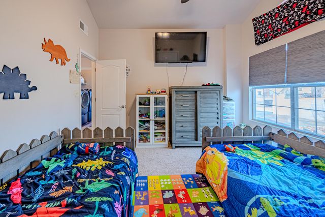 2525 Cabezon Drive NE, Rio Rancho, NM 87144