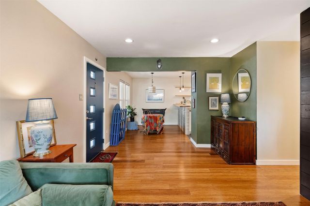 9717 Hansford DR, Austin, TX 78753