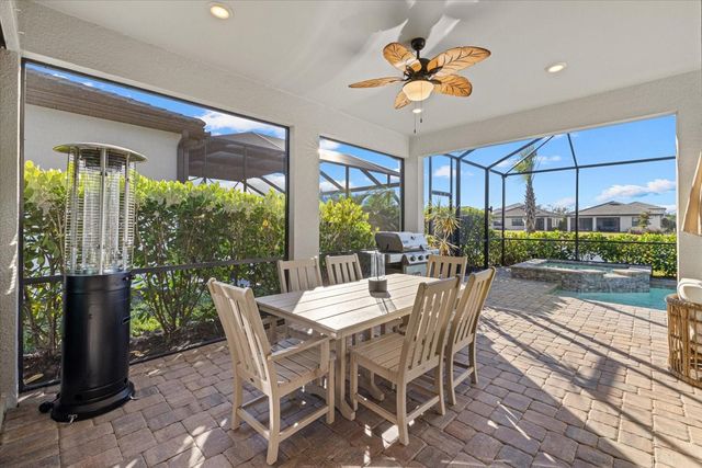 5904 BLUESTAR COURT, Lakewood Ranch, FL 34211